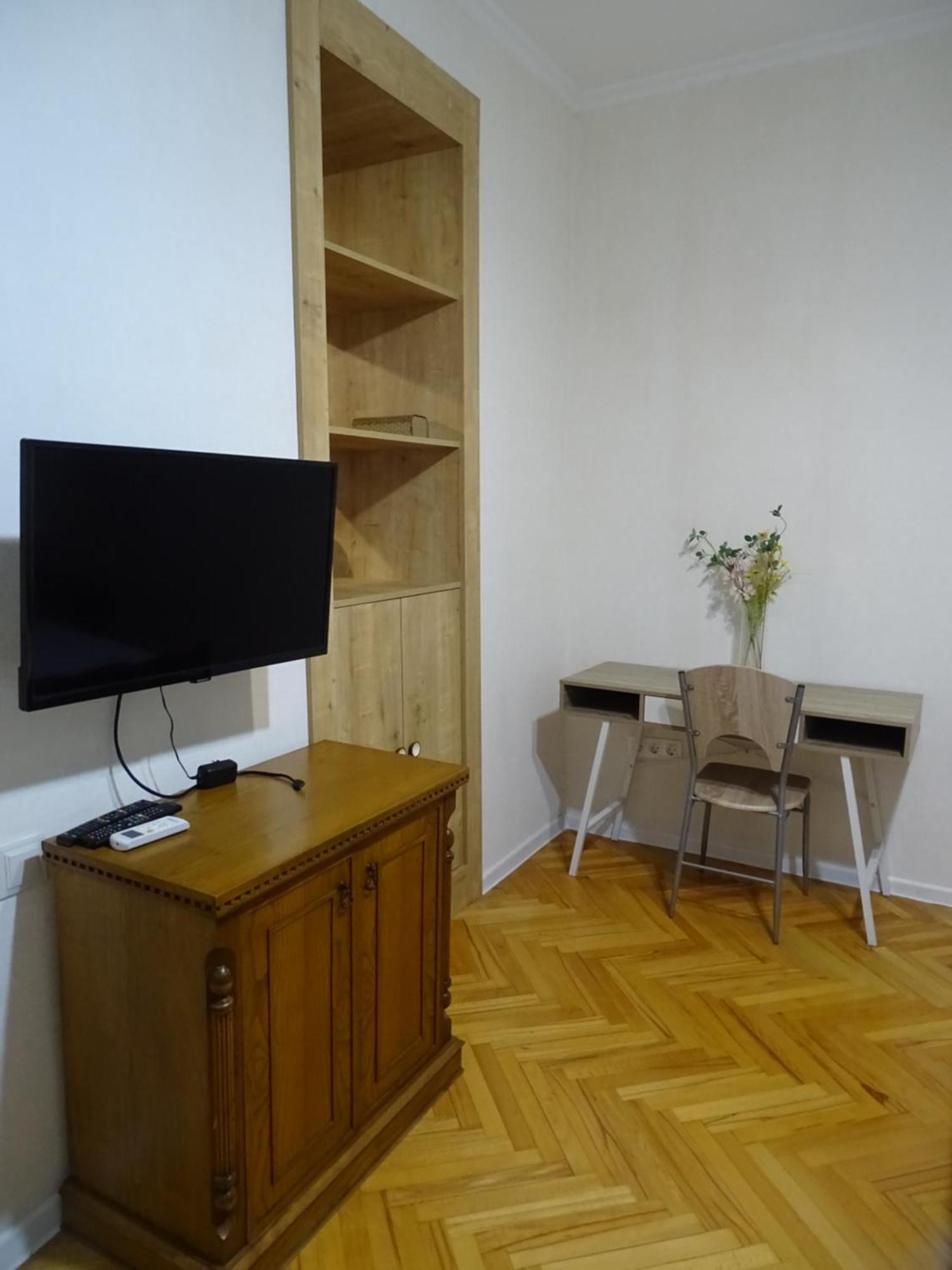 Vake Super Quiet And Comfy Apartment With A Yard Тбілісі Екстер'єр фото